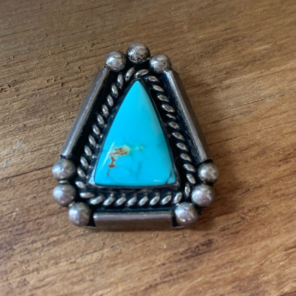 Navajo Jewelry - Turquoise Silver Pendant